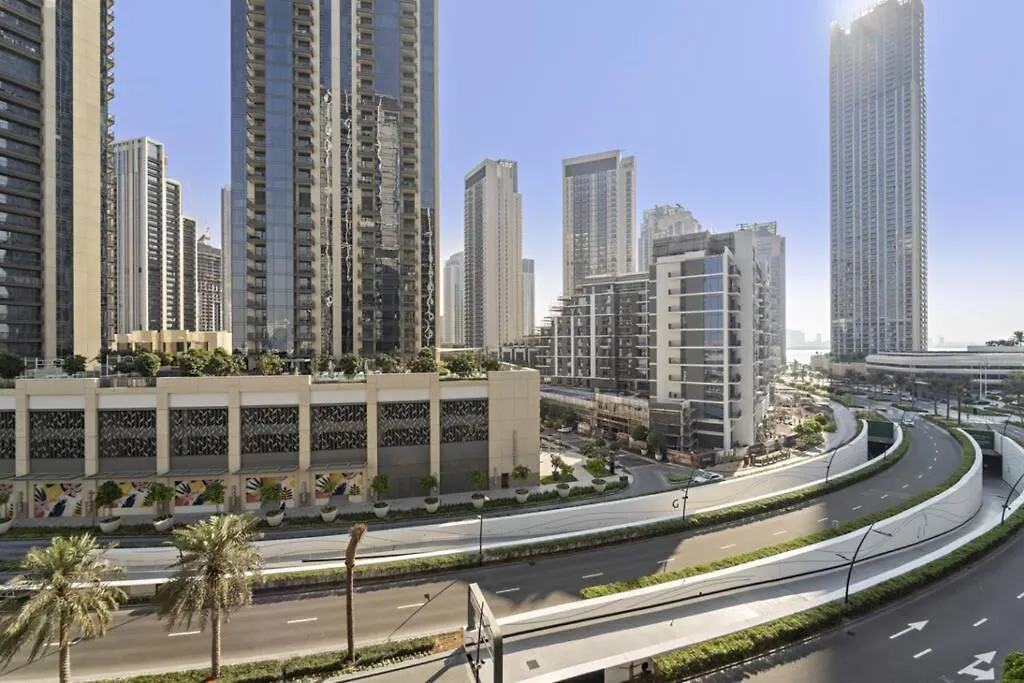Luxury 1Br Apartment At Creek Edge Tower 2 Dubai United Arab Emirates
